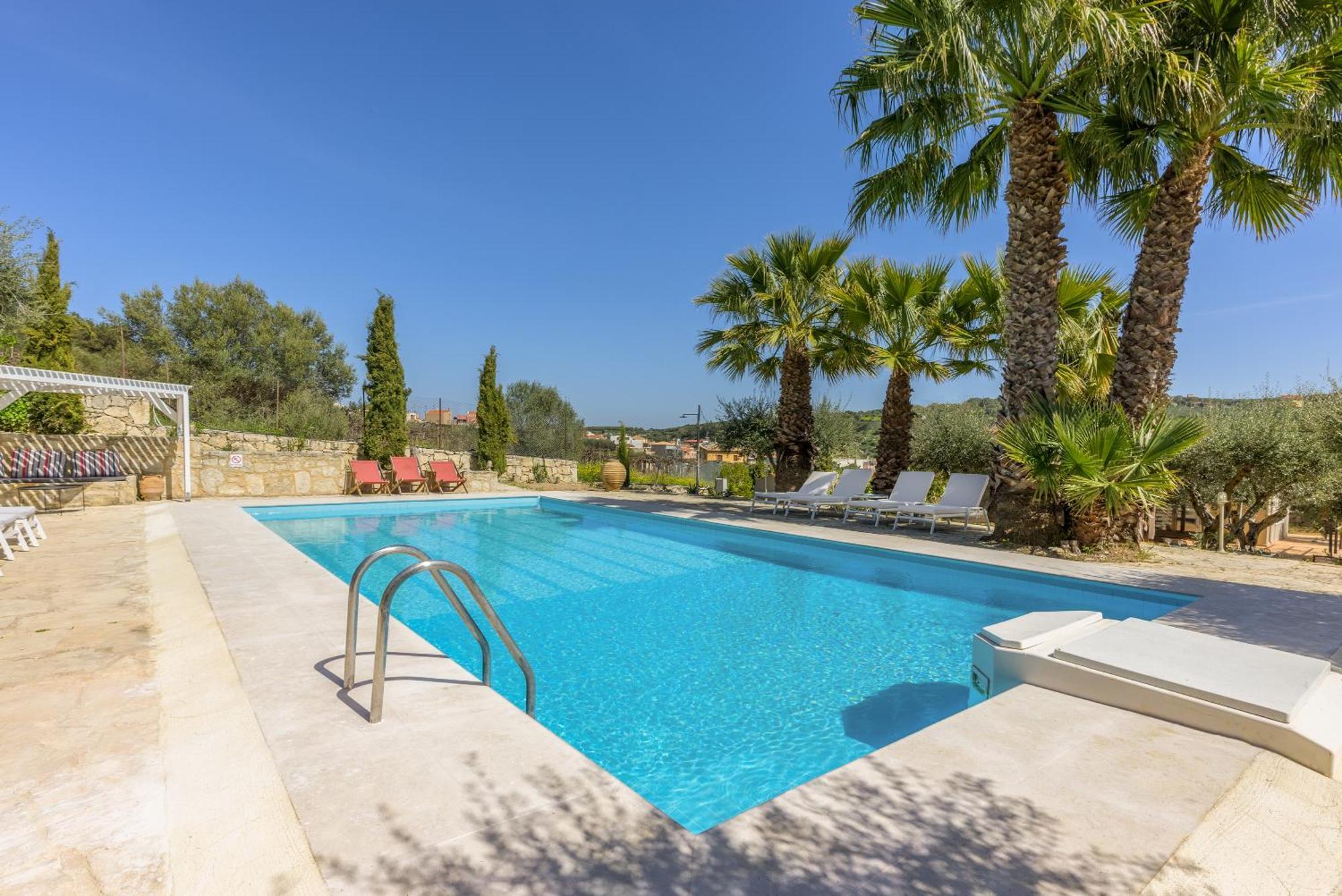 The Olive Grove With Swimming Pool And Breakfast Hébergement de vacances Archanes